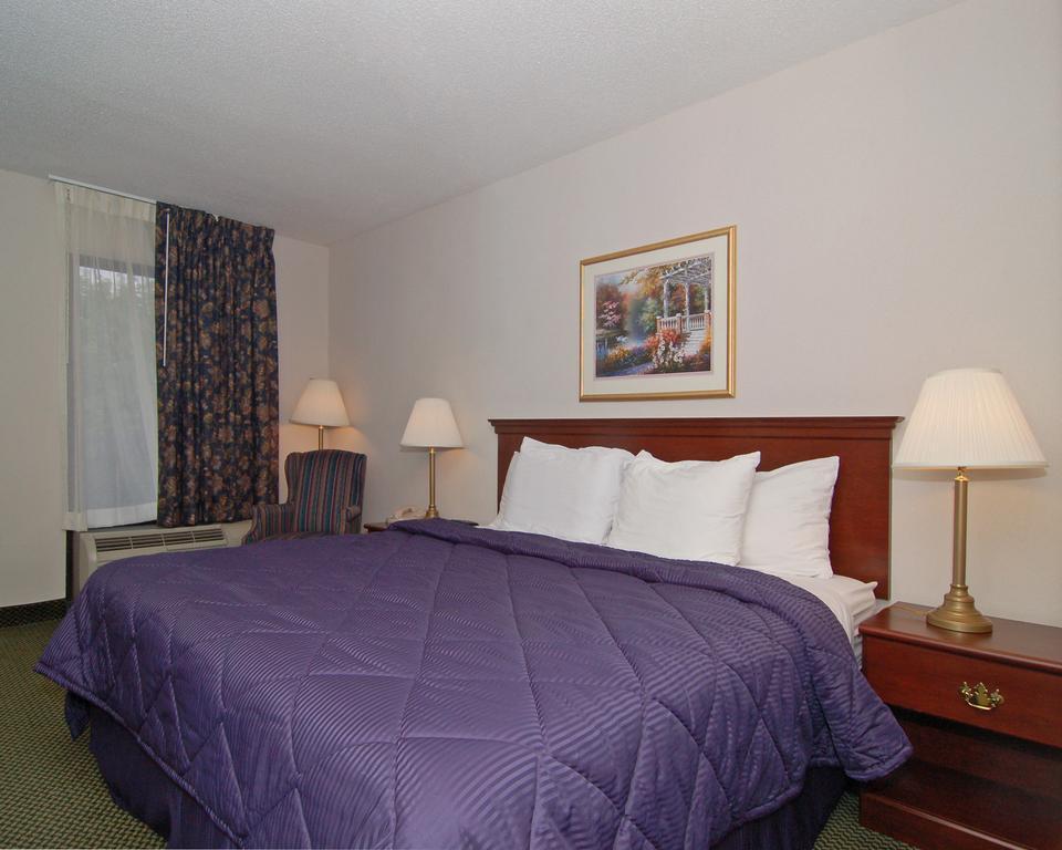 Econo Lodge Hendersonville Kültér fotó
