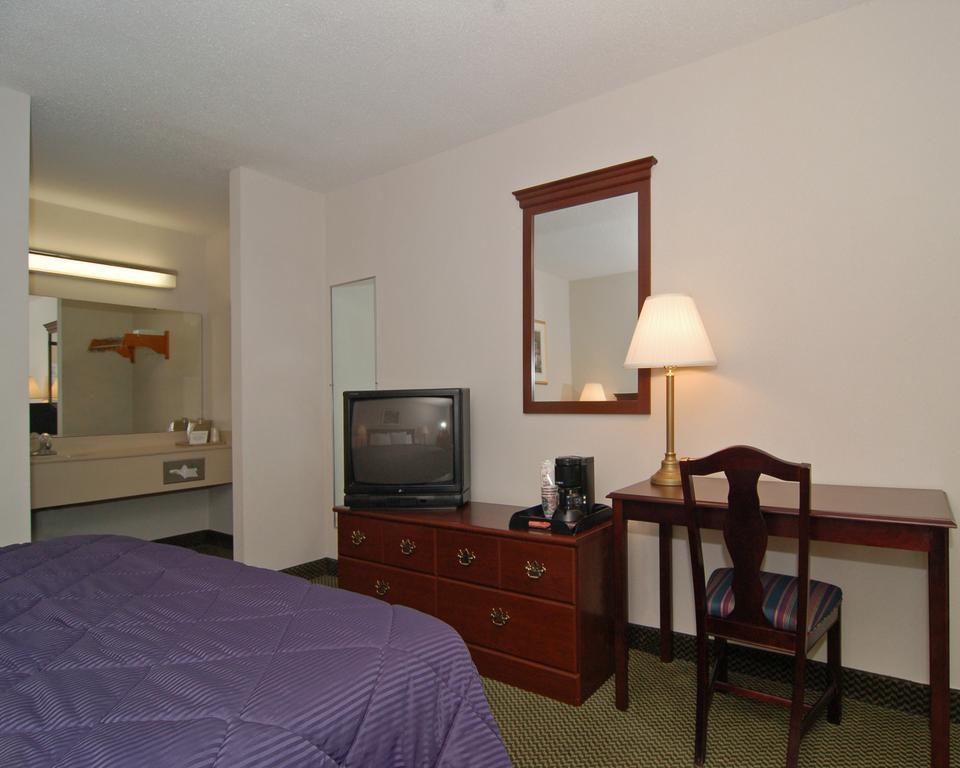 Econo Lodge Hendersonville Kültér fotó